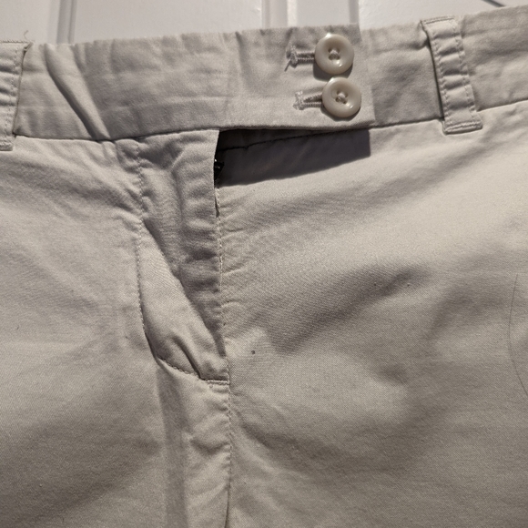 Shorts - Picture 2 of 5